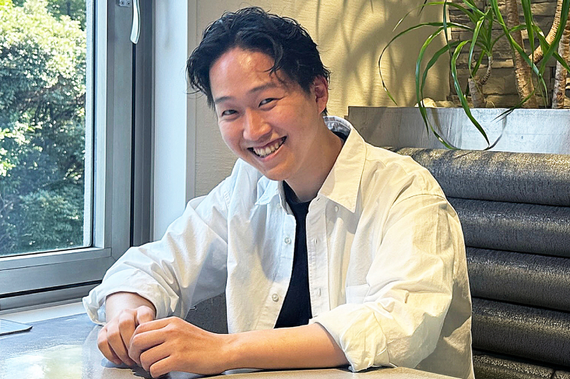 運用企画部門 アソシエイト(写真)